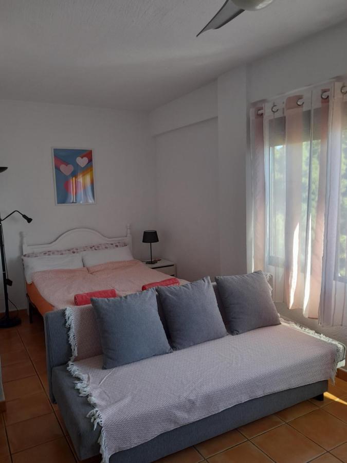 Marbella Center Studio Apartment Bagian luar foto